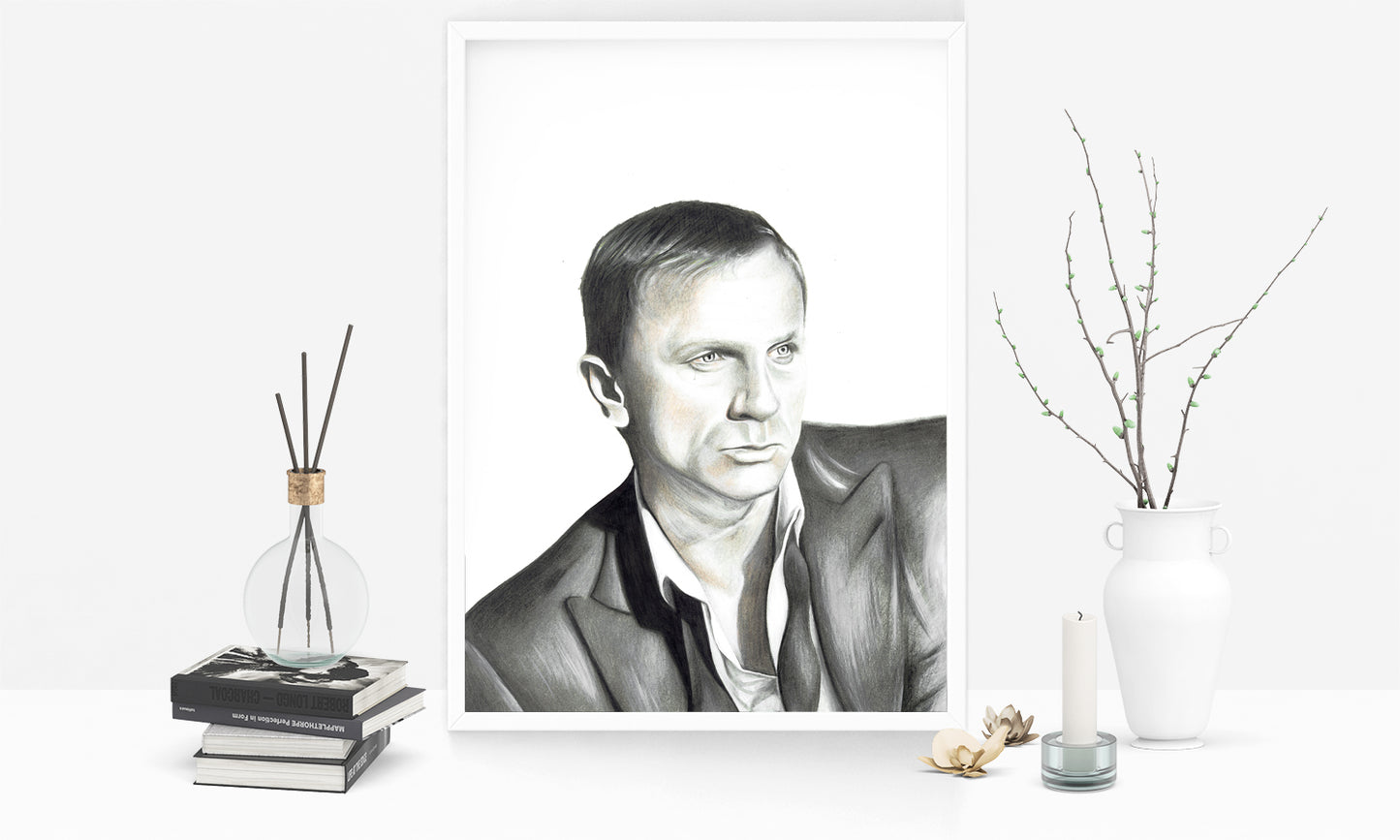 DANIEL CRAIG