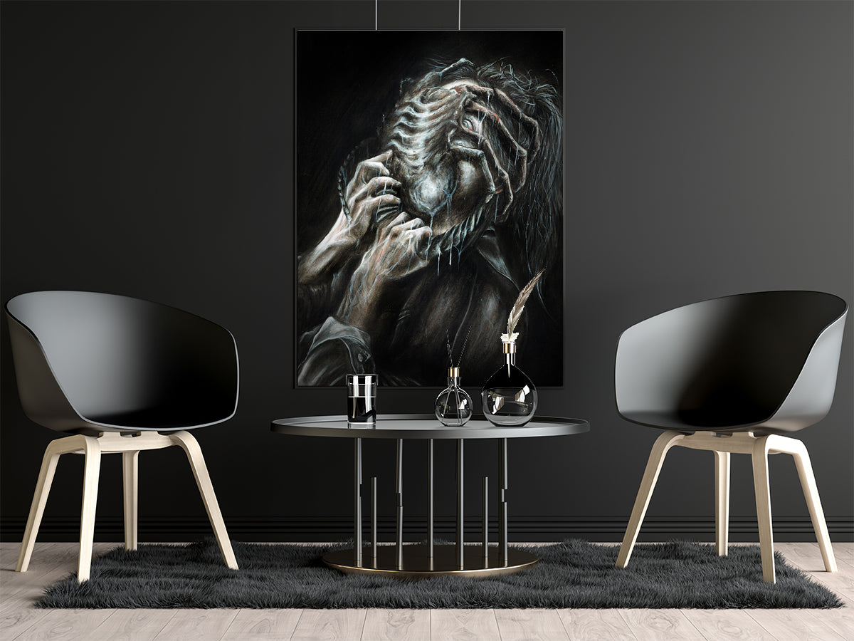FACE HUGGER